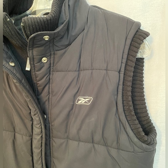 Reebok Black Sleeveless Solid Sport Vest Ladies  Med - Picture 6 of 10